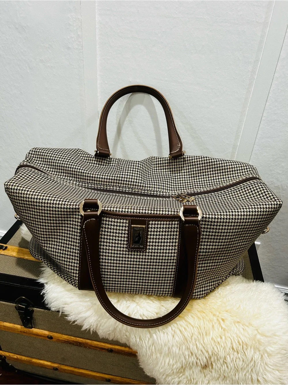 LONDON FOG Cambridge Weekender Bag 22”